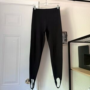 LESET black knit cropped leggings